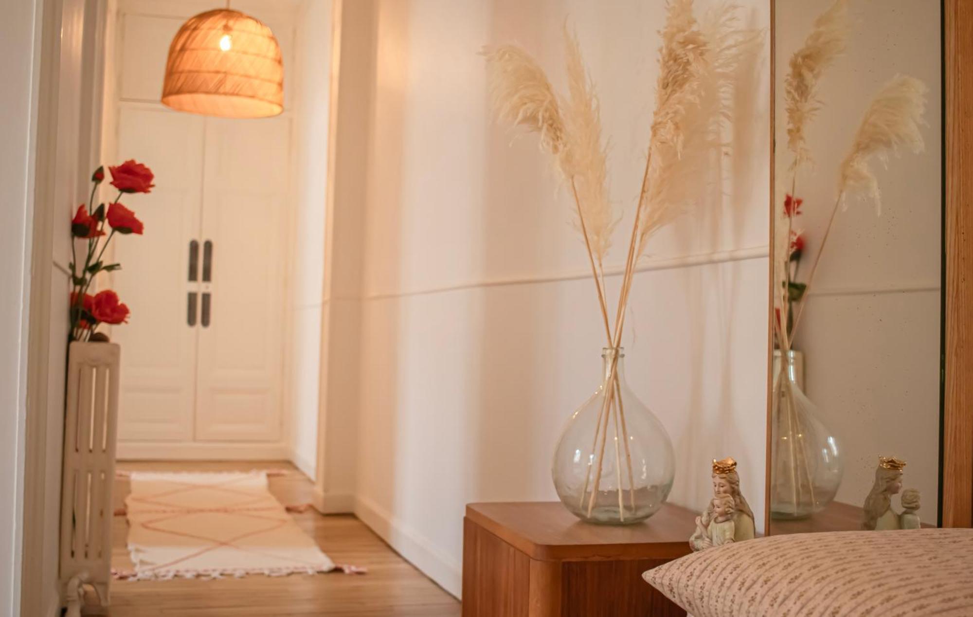 Rare! Magnifique Appartement - Vue Cathedrale Reims Extérieur photo
